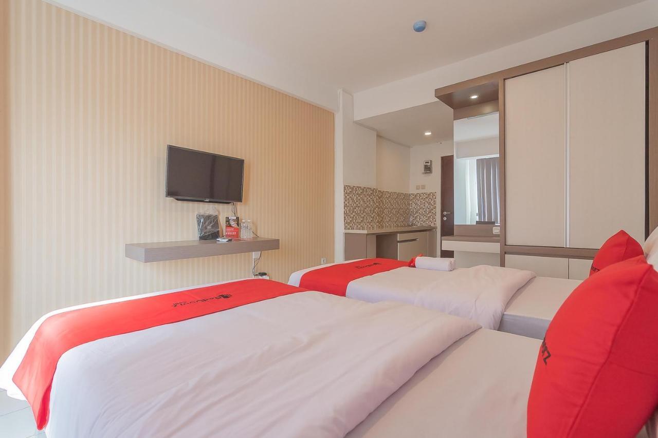 Reddoorz Apartment @ Emerald Towers Бандунг Экстерьер фото
